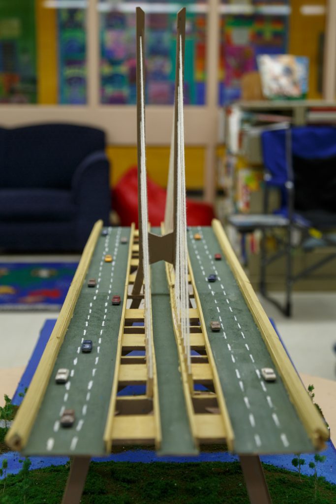 New Champlain Bridge replica – Good Shepherd Elementary school (Brossard)